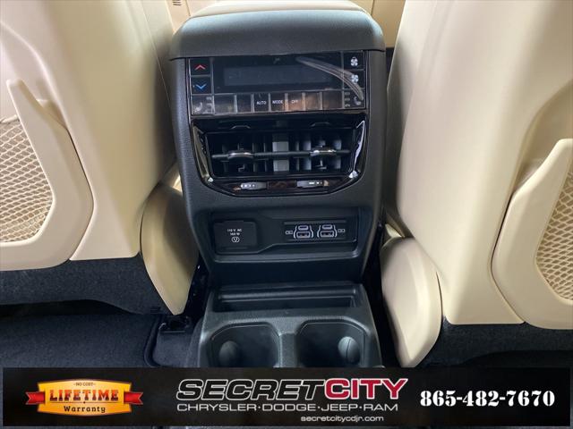 2025 Jeep Grand Cherokee L Limited 4x4