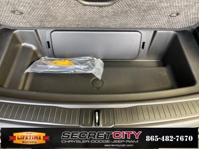 2025 Jeep Grand Cherokee L Limited 4x4