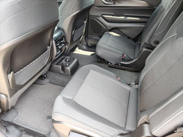 2025 Jeep Grand Cherokee L Laredo 4x2