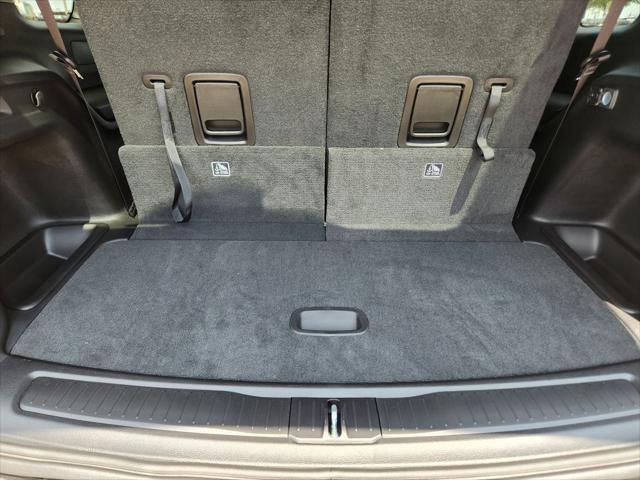2025 Jeep Grand Cherokee L Laredo 4x2