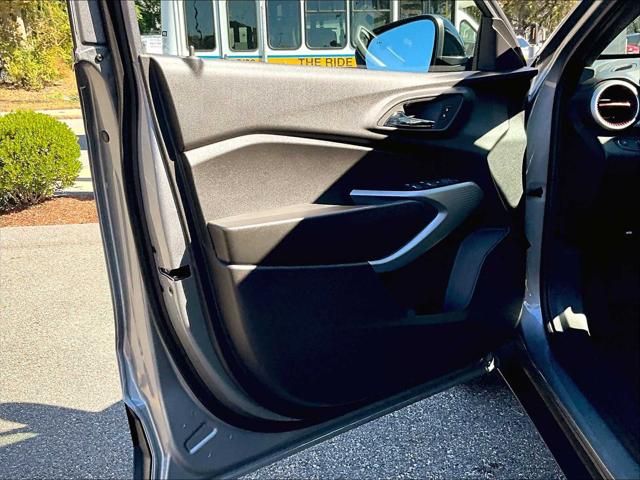 2025 Chevrolet Trax FWD 1RS