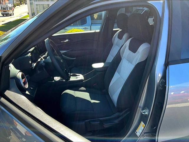2025 Chevrolet Trax FWD 1RS