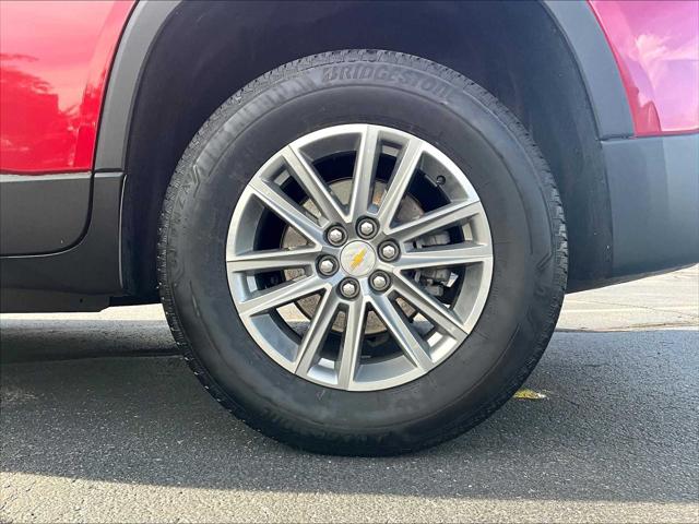 2023 Chevrolet Traverse AWD LT Cloth