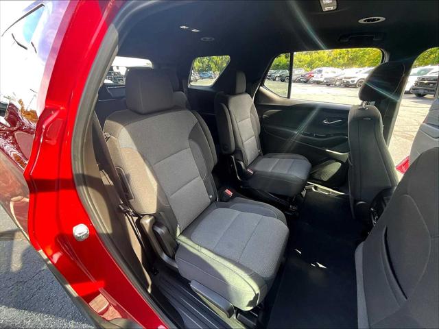 2023 Chevrolet Traverse AWD LT Cloth