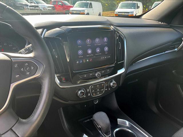 2023 Chevrolet Traverse AWD LT Cloth