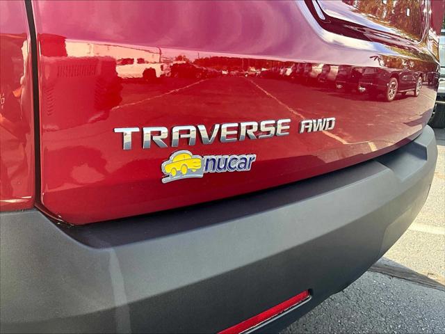 2023 Chevrolet Traverse AWD LT Cloth
