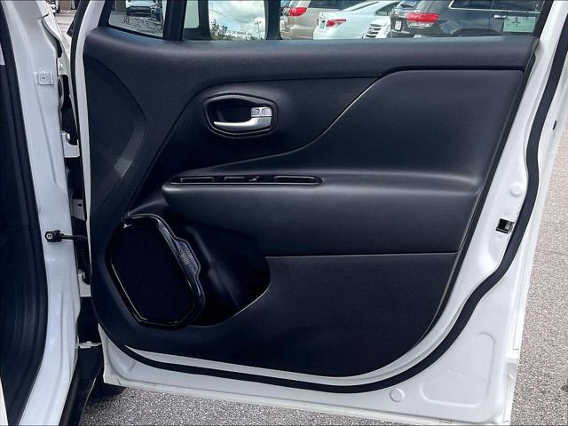 2020 Jeep Renegade Altitude FWD