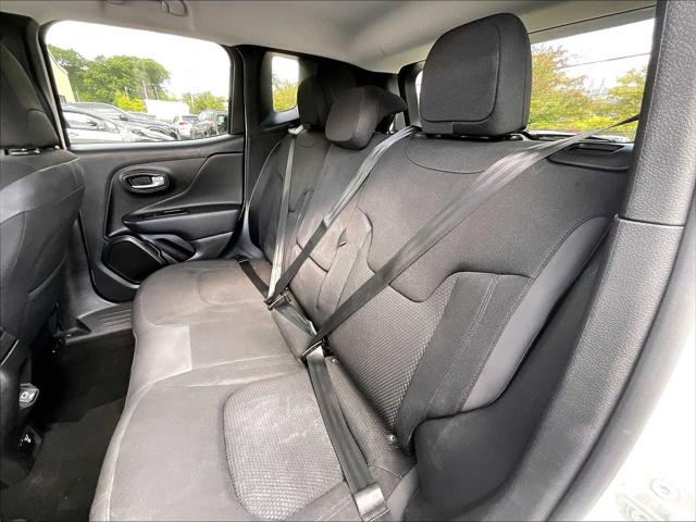 2020 Jeep Renegade Altitude FWD