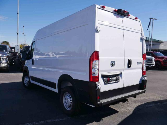 2026 Ram ProMaster Cargo Van Tradesman High Roof 136 WB w/Pass Seat