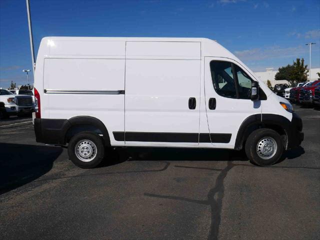 2026 Ram ProMaster Cargo Van Tradesman High Roof 136 WB w/Pass Seat