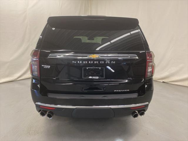 2024 Chevrolet Suburban 4WD Premier