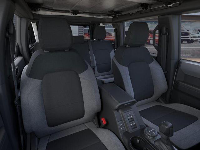 2025 Ford Bronco Base 4D Sport Utility