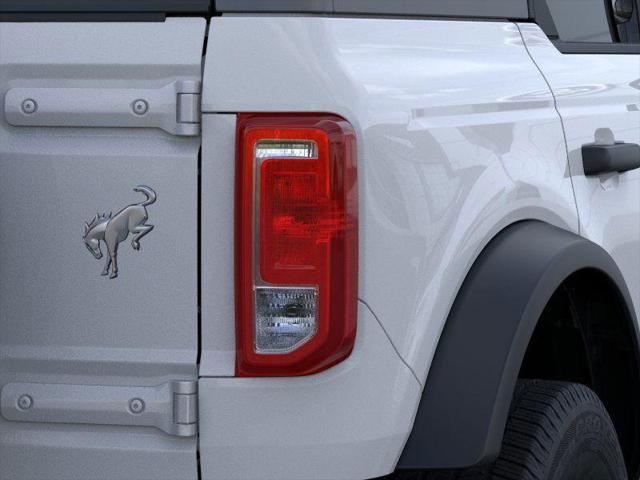 2025 Ford Bronco Base 4D Sport Utility