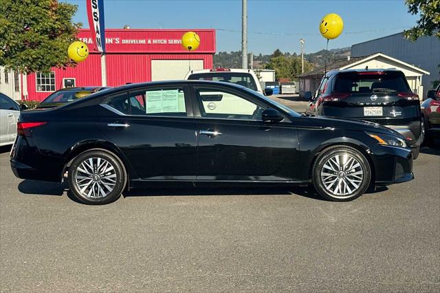 2023 Nissan Altima SV FWD