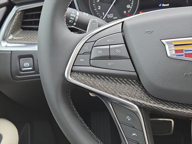 2025 Cadillac XT5 AWD Sport