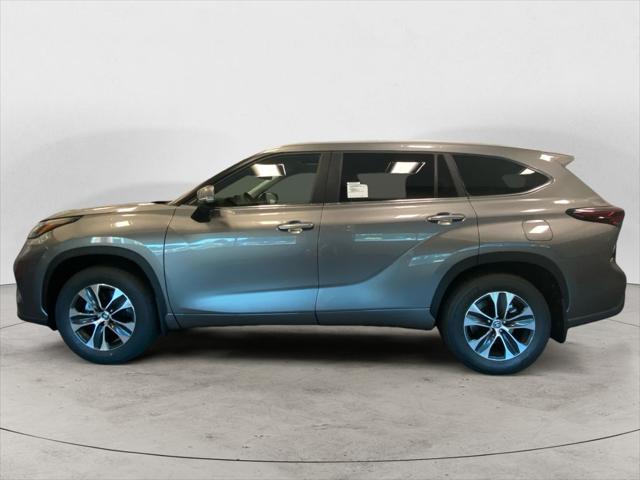 2025 Toyota Highlander XLE