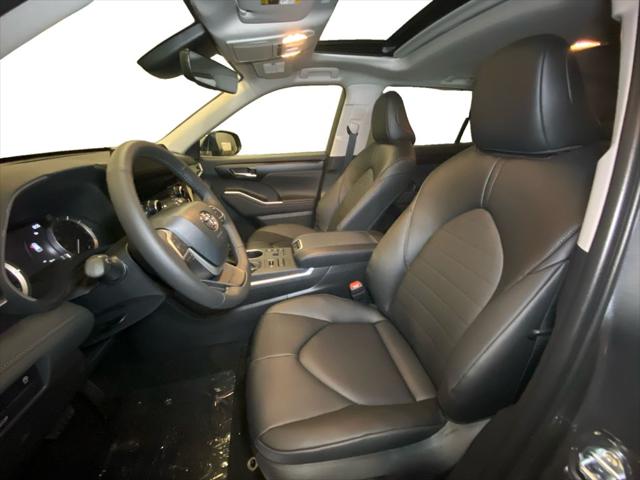 2025 Toyota Highlander XLE