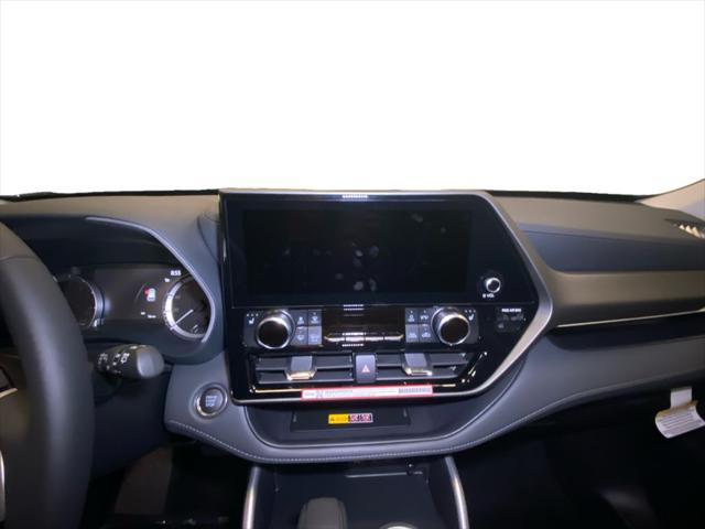 2025 Toyota Highlander XLE