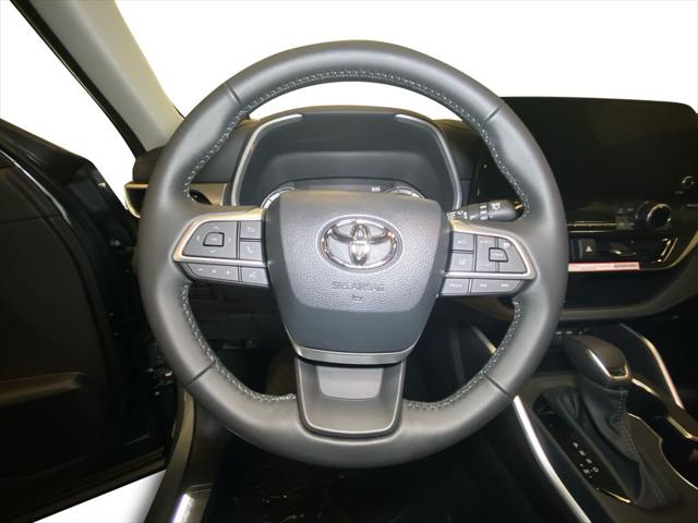 2025 Toyota Highlander XLE