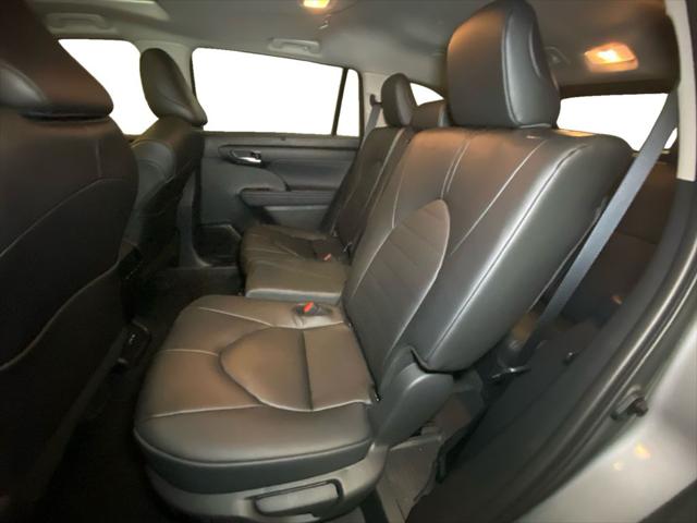 2025 Toyota Highlander XLE