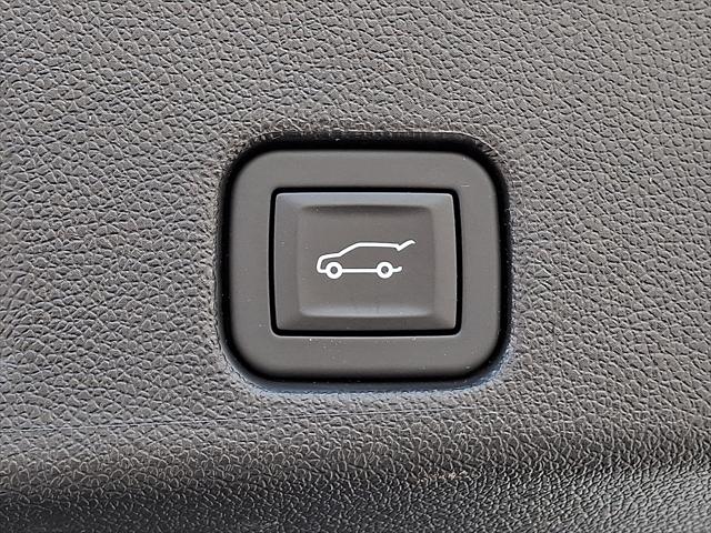 2025 Chevrolet Traverse AWD LT
