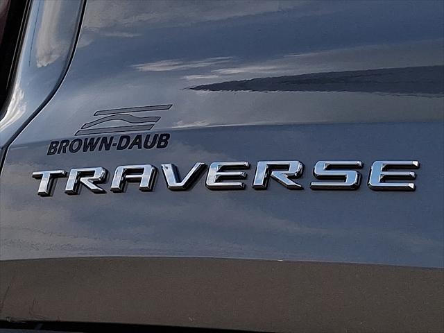 2025 Chevrolet Traverse AWD LT
