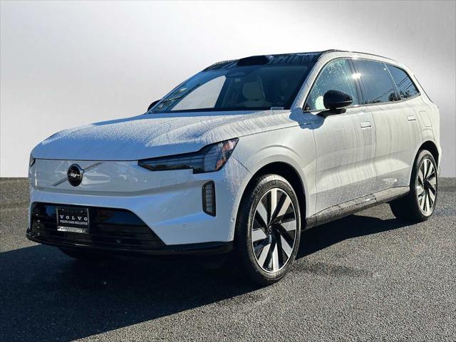 2025 Volvo X 90 Plus, Twin Motor Performance, Fully electric, 7 Seats