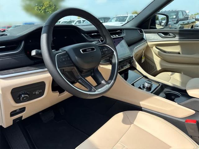 2025 Jeep Grand Cherokee GRAND CHEROKEE LIMITED 4X2