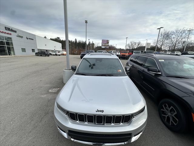 2025 Jeep Grand Cherokee GRAND CHEROKEE L LAREDO X 4X4