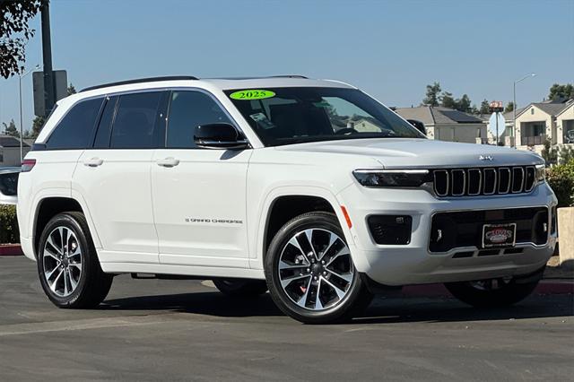 2025 Jeep Grand Cherokee GRAND CHEROKEE OVERLAND 4X4