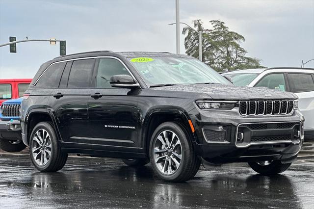 2025 Jeep Grand Cherokee GRAND CHEROKEE OVERLAND 4X4