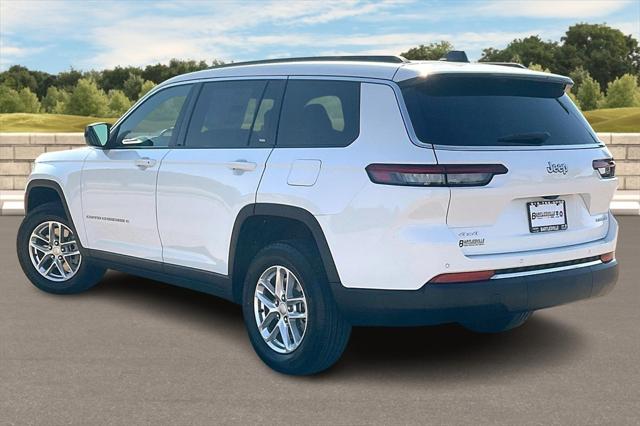 2025 Jeep Grand Cherokee GRAND CHEROKEE L LAREDO 4X4