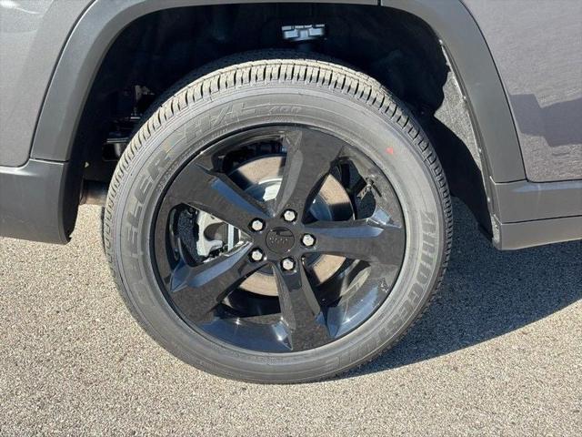 2025 Jeep Grand Cherokee Altitude X 4x4