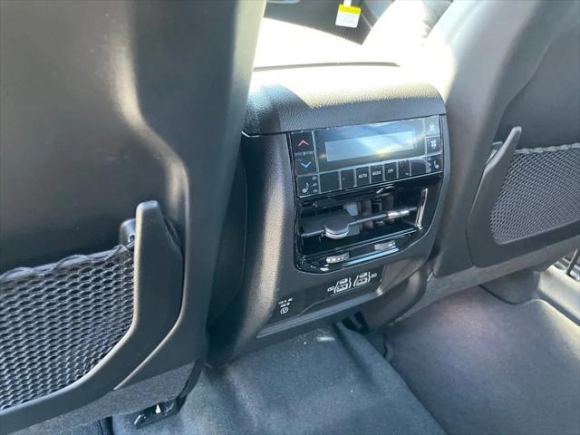 2025 Jeep Grand Cherokee Overland 4x4