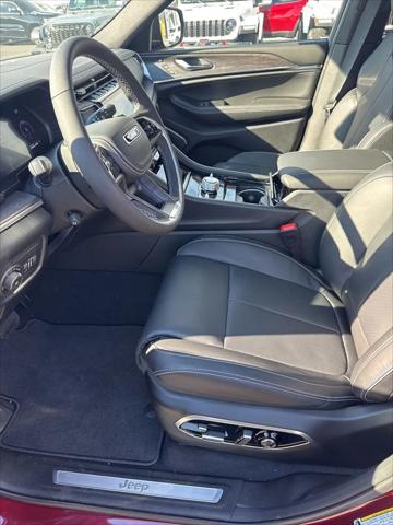 2025 Jeep Grand Cherokee Overland 4x4