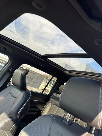 2025 Jeep Grand Cherokee Overland 4x4