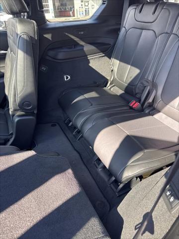 2025 Jeep Grand Cherokee Overland 4x4