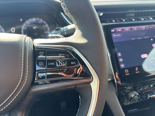 2025 Jeep Grand Cherokee Overland 4x4