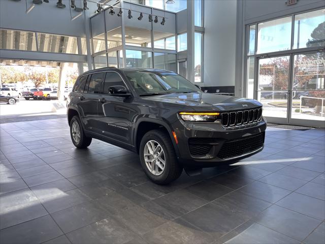 2025 Jeep Grand Cherokee GRAND CHEROKEE LAREDO X 4X2
