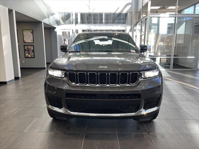 2025 Jeep Grand Cherokee GRAND CHEROKEE L LAREDO X 4X2