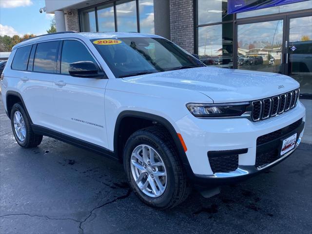 2025 Jeep Grand Cherokee GRAND CHEROKEE L LAREDO X 4X4