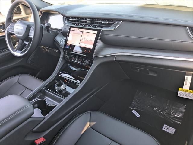 2025 Jeep Grand Cherokee Limited 4x2