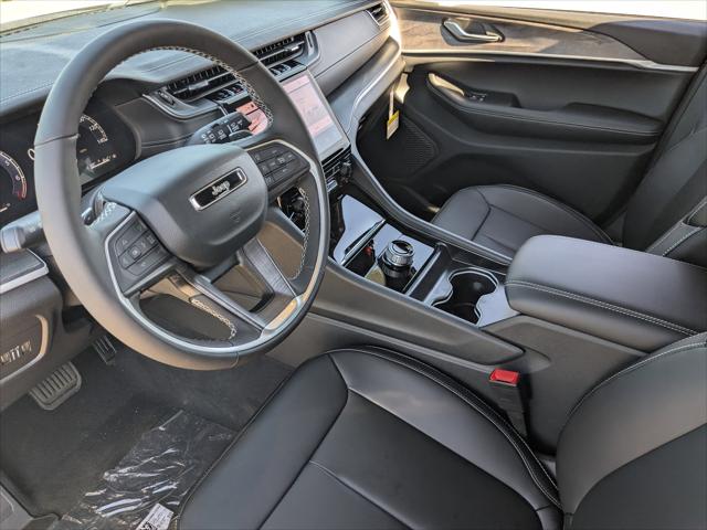 2025 Jeep Grand Cherokee Limited 4x2