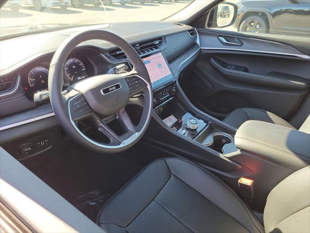 2025 Jeep Grand Cherokee GRAND CHEROKEE L LIMITED 4X4 2025 Jeep Grand Cherokee GRAND CHEROKEE L LIMITED 4X4