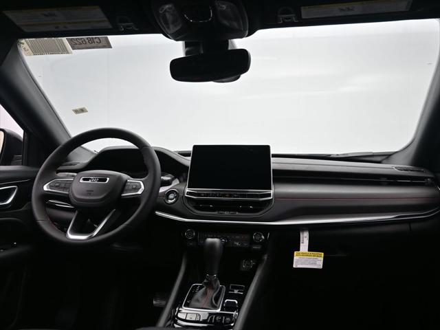 2026 Jeep Compass COMPASS TRAILHAWK 4X4 2026 Jeep Compass COMPASS TRAILHAWK 4X4