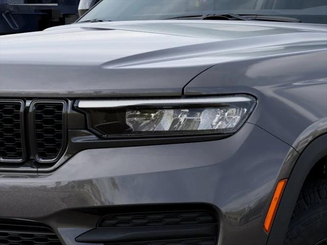 2025 Jeep Grand Cherokee Altitude 4x2