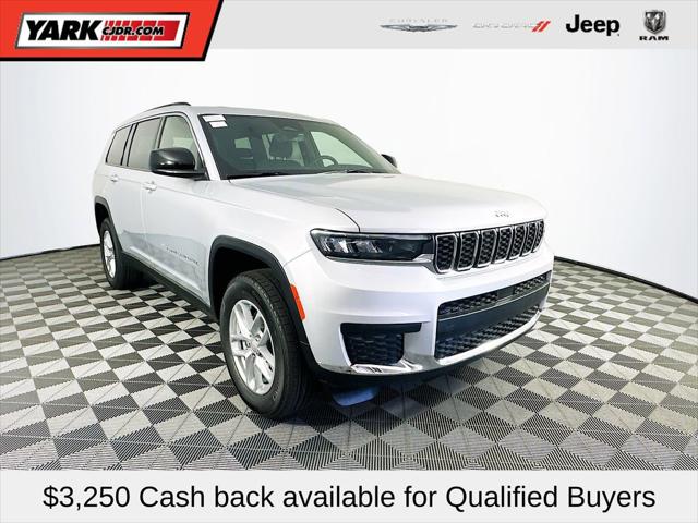 2025 Jeep Grand Cherokee GRAND CHEROKEE L LAREDO X 4X4