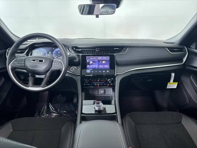 2025 Jeep Grand Cherokee GRAND CHEROKEE L ALTITUDE X 4X4 2025 Jeep Grand Cherokee GRAND CHEROKEE L ALTITUDE X 4X4