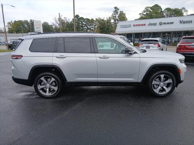 2025 Jeep Grand Cherokee GRAND CHEROKEE L LIMITED 4X4