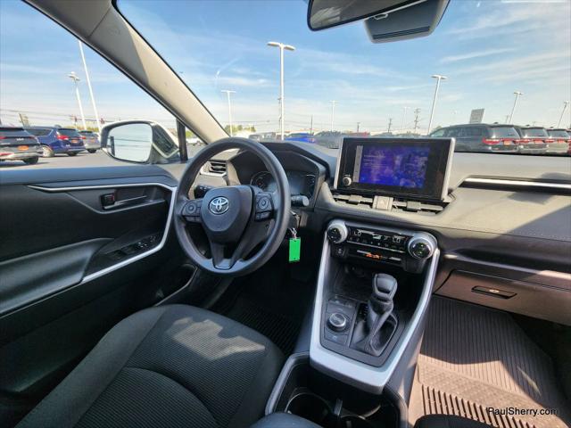 2024 Toyota RAV4 Hybrid LE 2024 Toyota RAV4 Hybrid LE